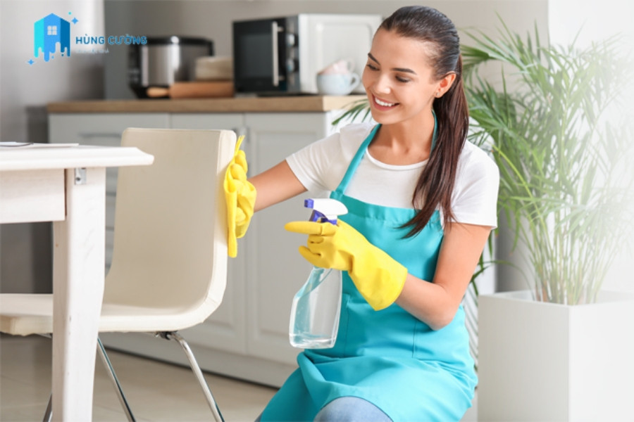 Dọn dẹp nh&agrave; cửa chuy&ecirc;n nghiệp sẽ tạo được ấn tượng tốt khi gi&uacute;p việc cho người nước ngo&agrave;i