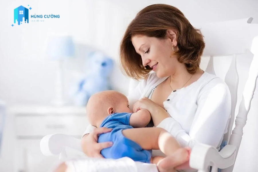 Người gi&uacute;p việc chăm trẻ cần c&oacute; kinh nghiệm v&agrave; kỹ năng tốt đảm bảo sự an to&agrave;n cho trẻ