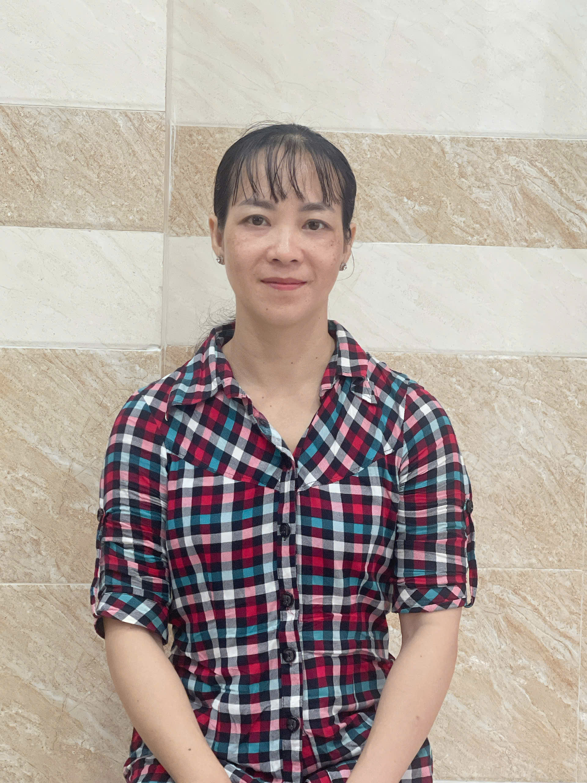 Em tìm việc cho chị Thanh Diễm