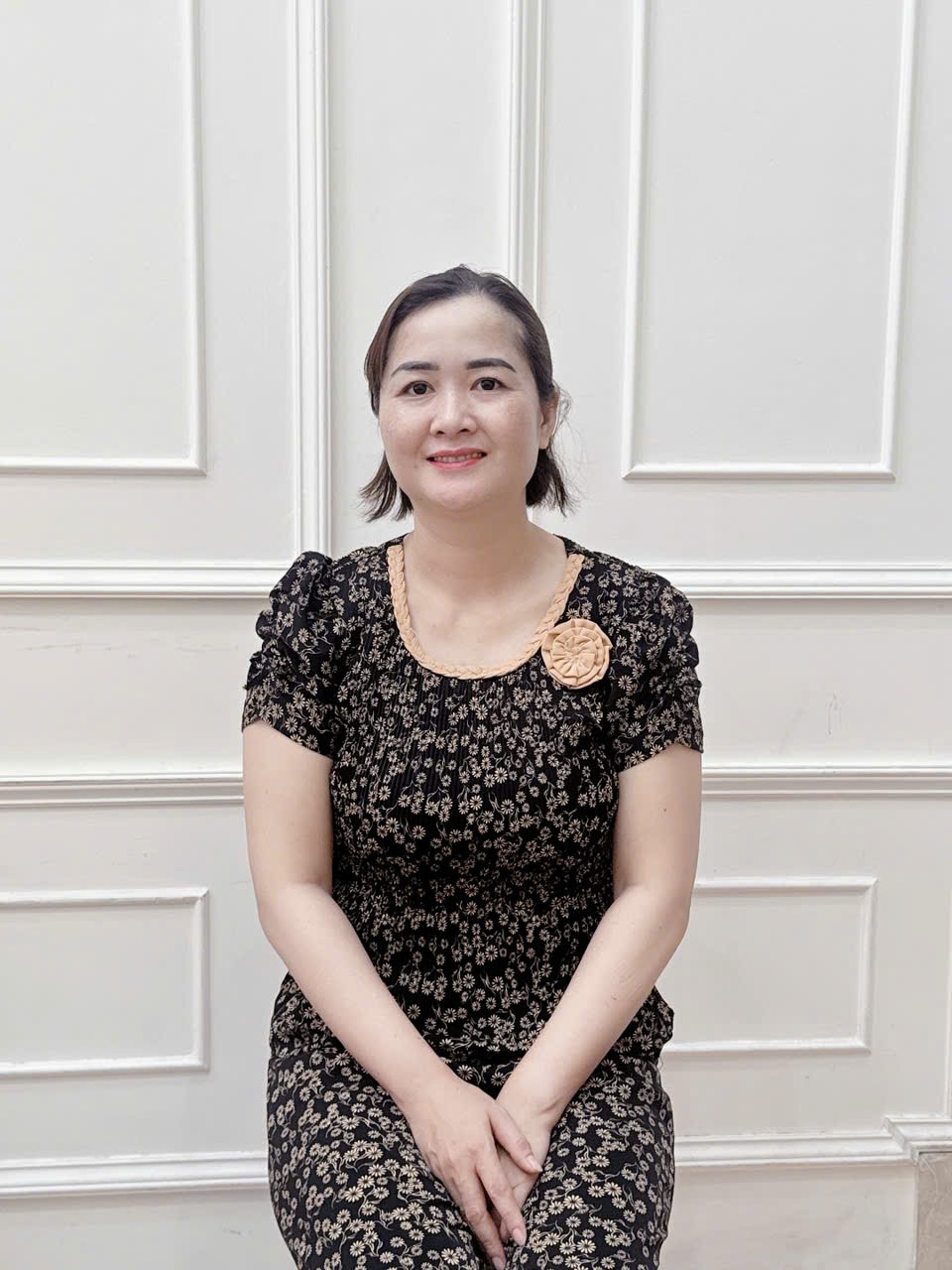 Em Tìm Việc Cho Chị Phương