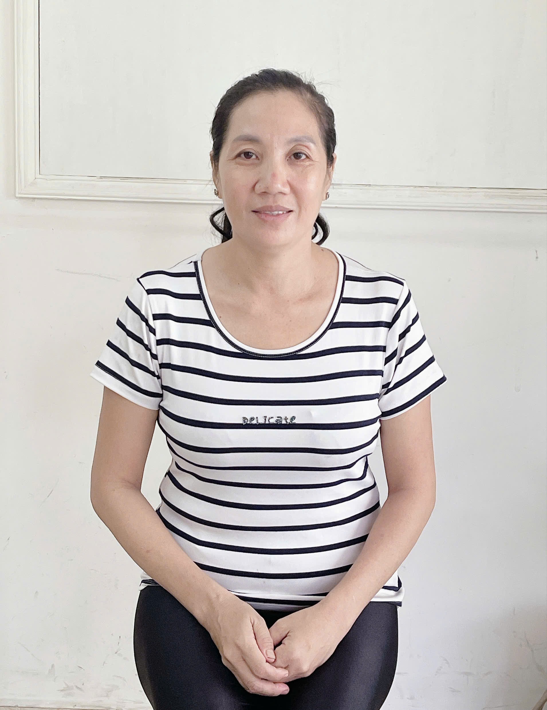 Em Tìm Việc Làm Cho Chị Muội