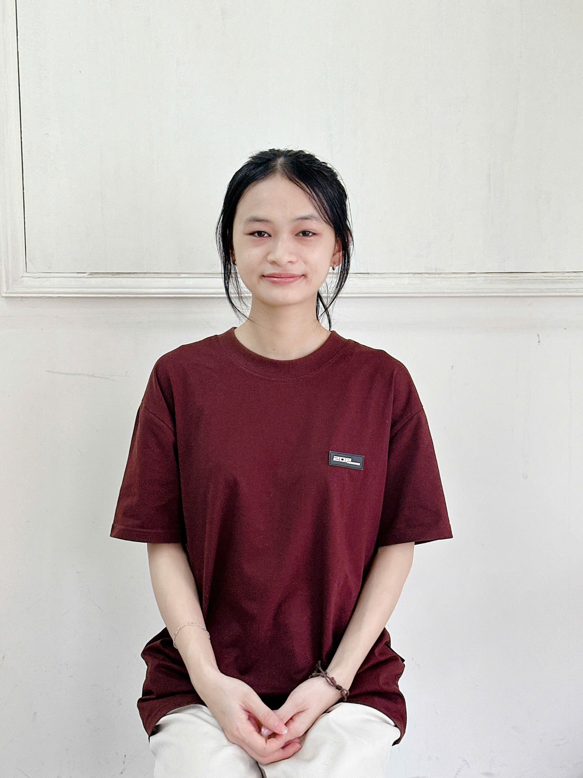 Em Trúc Sn 2009 Quê Hà Tĩnh Tìm Việc Phụ Quán Bao Ăn Ở