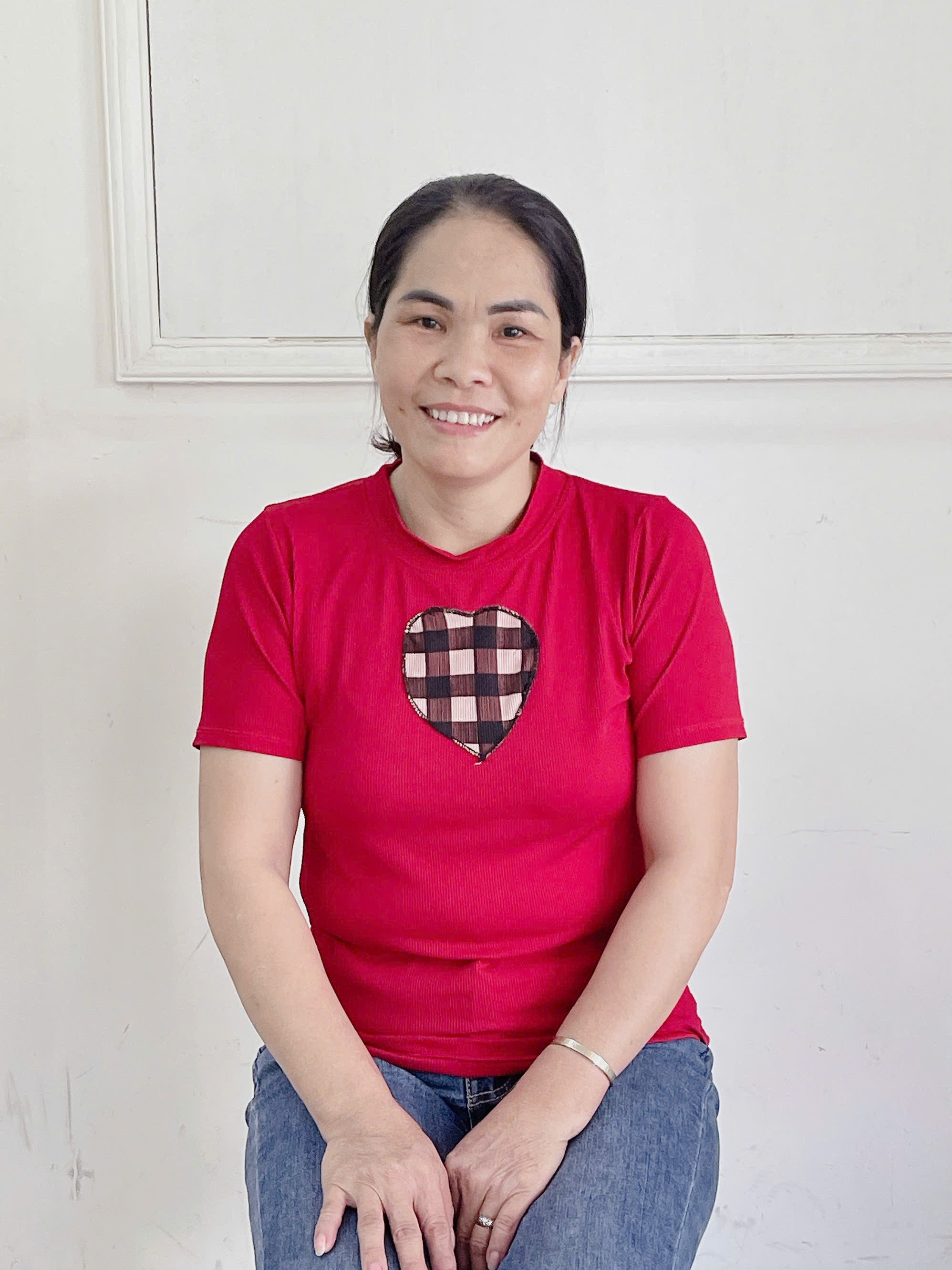 Em tìm việc cho chị Ngọc