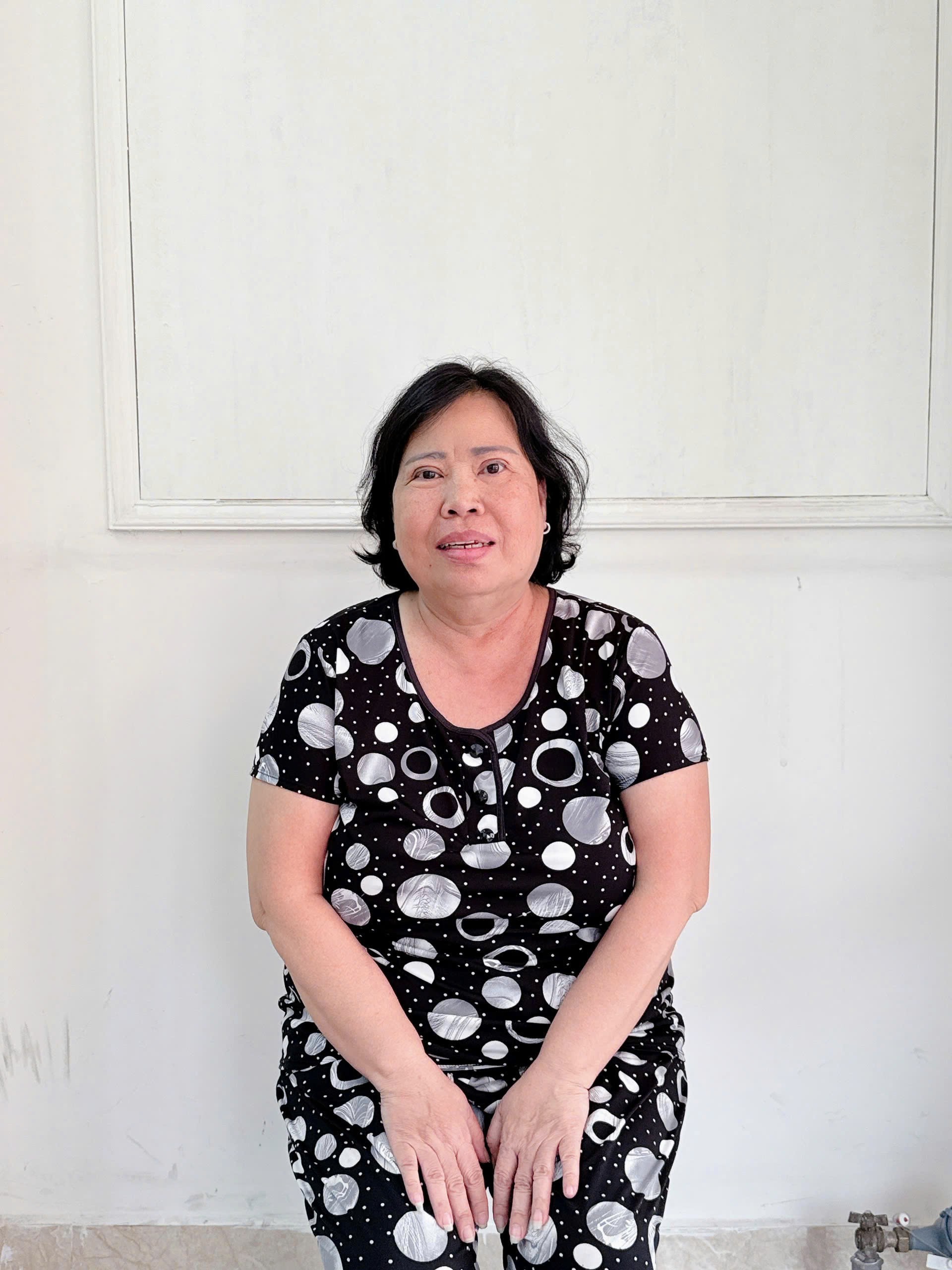Em Tìm Việc Cho Cô Kim Hợp