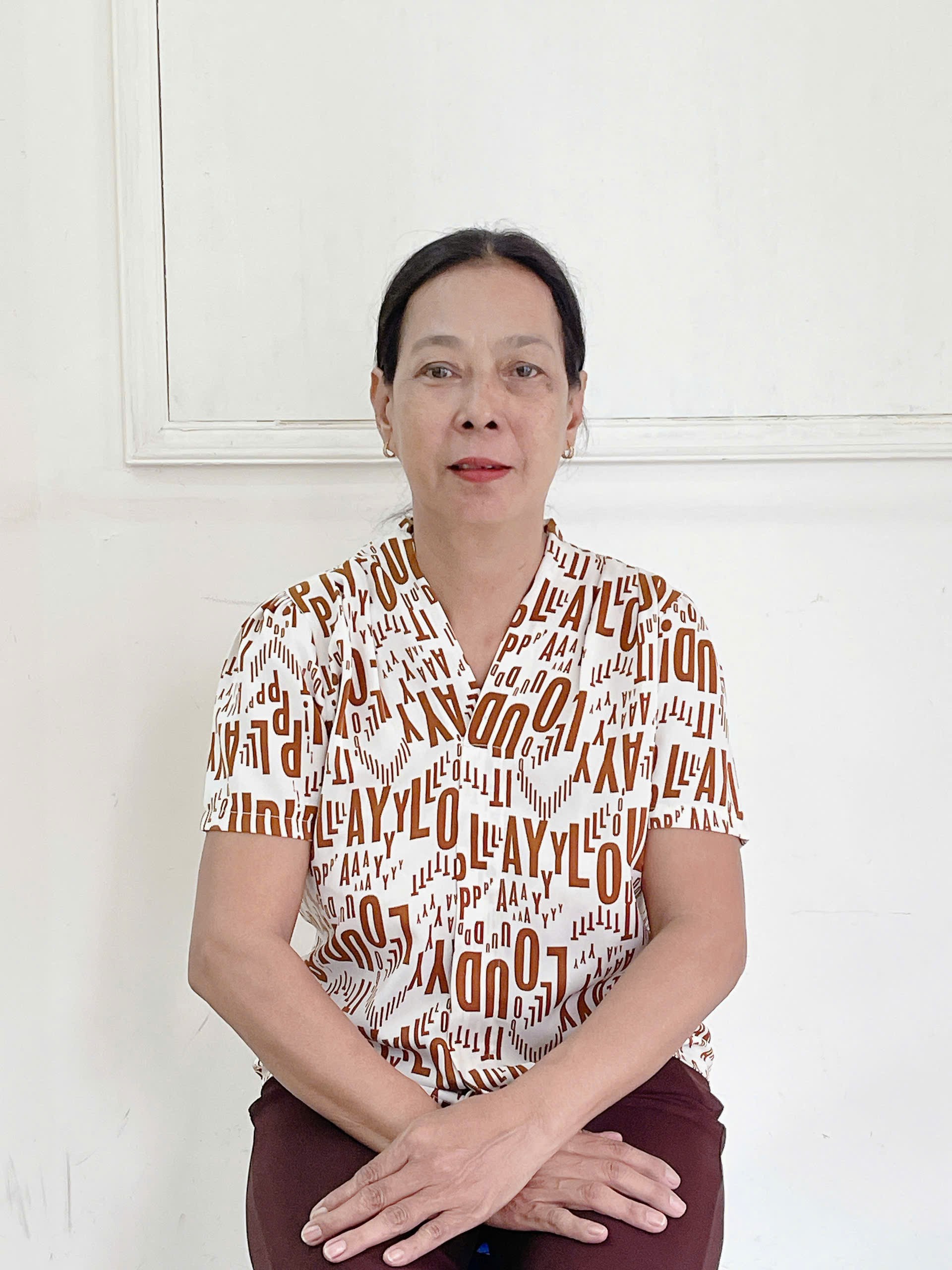 Em tìm việc cho chị  Xuyên
