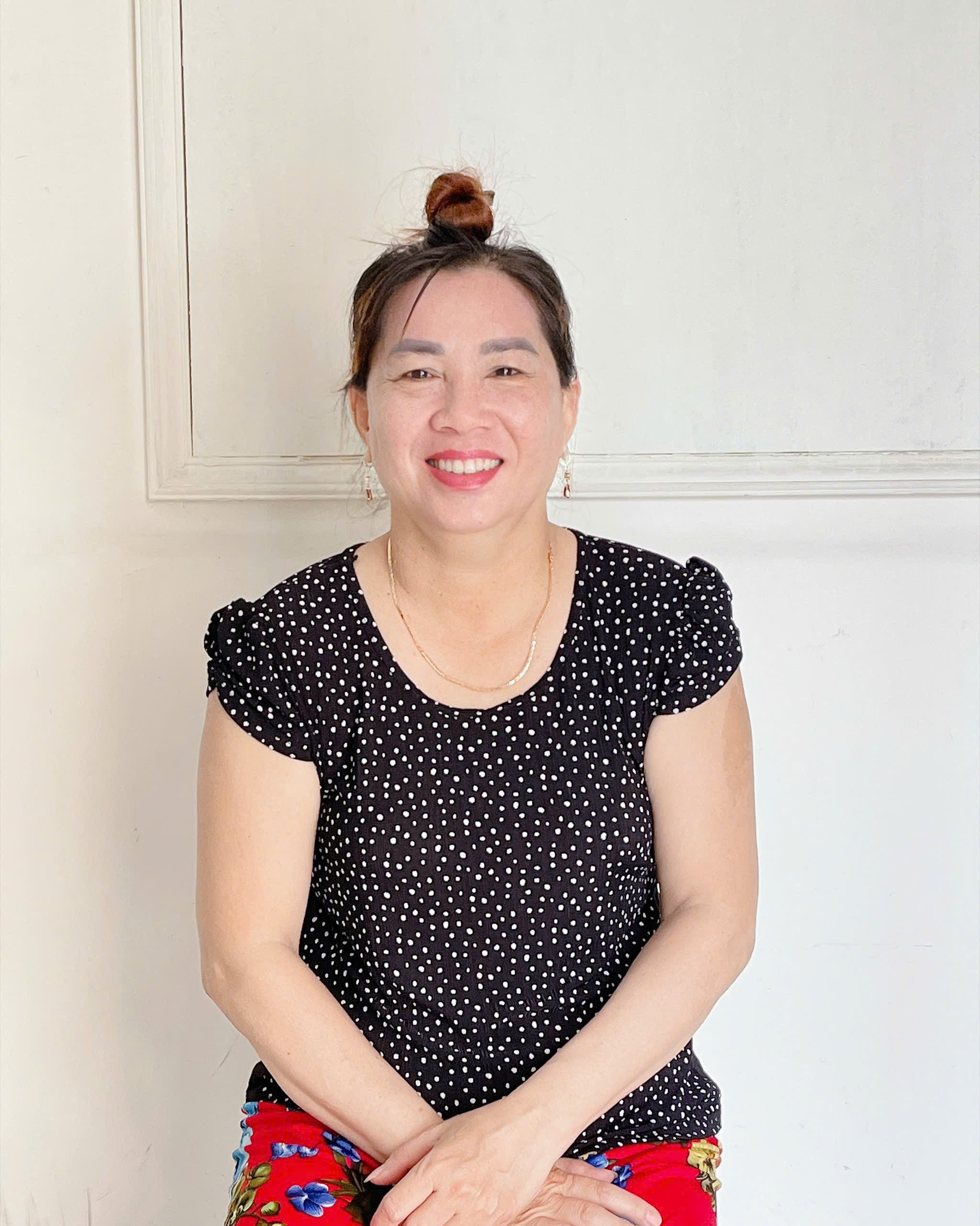 Em tìm việc làm cho chị Loan