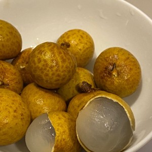 Tuyển cô giúp việc ở lại – nhà 1 trệt 2 lầu, gia đình 3 người