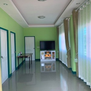 Gia đình có 2 vợ chồng và đứa con đi học cả ngày ở Thủ Đức