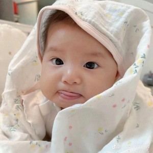 BÉ NA NHÀ EM ĐƯỢC 8 THÁNG CẦN TÌM CHỊ BẢO MẪU CHO BÉ 8 THÁNG LƯƠNG 12TR TẠI KHU CELADON- GẦN AEON MALL TÂN PHÚ