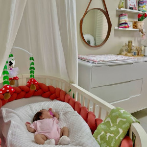 Nhà ở quận 1 gần Phố đi bộ Nguyễn Huệ , cần chị chăm bé 3 tháng.