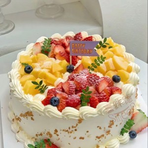 Gia đình ở nhà 1 trệt 3 lầu tại Quận 11 cần cô giúp việc nhà ở lại