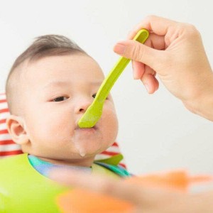 Cần Cô Chăm Bé Ở Lại – Bao Ăn Ở Quận 2 - Lương 12tr