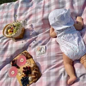 Cần cô giúp việc nhà – phụ chăm bé ở quận 11 BAO ĂN Ở LẠI