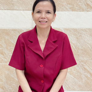 Chuyên giúp việc nhà , tạp vụ em có Cô THỦY 53 tuổi người Bình Dương khỏe mạnh , hiền lành, chịu khó