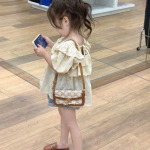 CẦN CÔ CHĂM BÉ LƯƠNG 9TR THỬ VIỆC