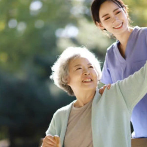 EM CẦN TÌM CÔ CHĂM SÓC BÀ Ở CƯ XÁ NGÂN HÀNG- TRẦN XUÂN SOẠN- Q7 LƯƠNG THỬ VIỆC 8TR ( ĐI VỀ)