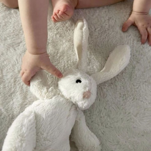 Cần gấp chị chăm bé 6 tháng tuổi khu Bình Tân - Lương 14 ( bao ăn ở )