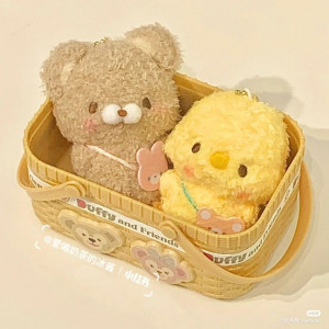 Tuyển chị biết nội trợ, dọn dẹp nhà cửa và nấu ăn.