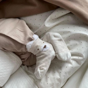 Cần chị bảo mẫu, bé được 6 tháng , nhà ở quận 7 , Lương: 11 triệu,