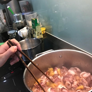 Cần cô chuyên nấu ăn ngon làm ở quận Bình Thạnh ( bao ăn ở lại )