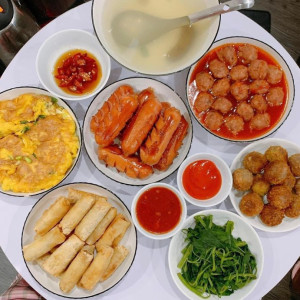 Tìm người phụ giúp việc nhà Quận 3 ạ! Lương 12 triệu ( bao ăn ở )