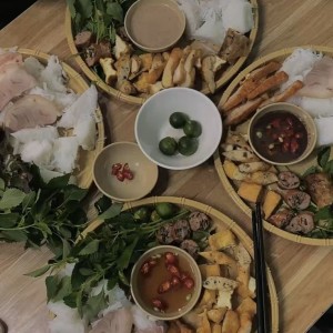 Quán bún đậu mắm tôm cần tuyển nam phụ quán ở Nguyễn Văn Nghi, Gò Vấp.