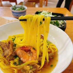 Cần Nữ Phụ Quán Bao Ăn Ở - Ở Hóc Môn. Lương 8tr, Tháng Được Nghỉ 1 Ngày