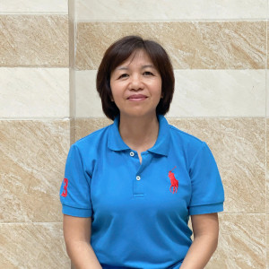 Chị Danh người con của Tây Nguyên nhận giúp việc nhà phụ chăm bé , chăm bà