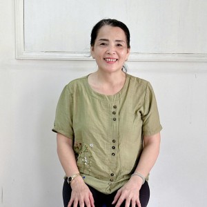 Em tìm việc cho cô  Chờ