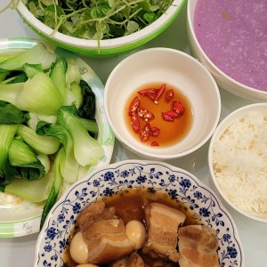 Nhà em cần cô ở lại, làm việc nhà, nấu cơm, lau dọn- quận 12- lương 12 triệu