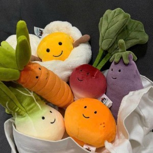 Bé  nhà em được 6 tháng- cần chị về lo cho bé ở quận 10- bao ăn ở