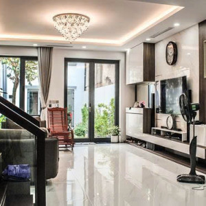 NHÀ Ở GẦN CÔNG VIÊN HOÀNG VĂN THỤ CẦN TÌM CHỊ VỀ GIÚP VIỆC NHÀ LƯƠNG 10TR BAO ĂN Ở