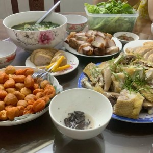 Cần chị giúp viêc nhà ở vila quận 10 , Ở LẠI TẾT ĐƯỢC