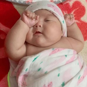 Em cần cô chăm bé 2 tháng ở gần Đại Học Tôn Đức Thắng, Tân Hưng, Quận 7