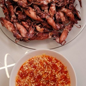 NHÀ 1 TRỆT 1 LẦU Ở QUẬN 7 CẦN CHỊ DỌN DẸP NHÀ CỬA CƠM NƯỚC