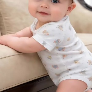 Bé dễ chăm nay được 17 tháng tuổi tìm cô về chăm. Ở đường Cộng Hòa, Tân Bình