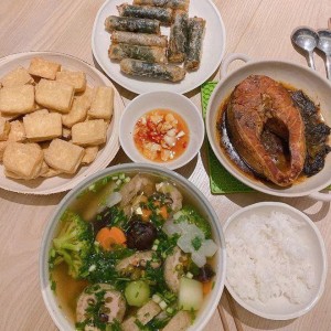 NHÀ 2 VỢ CHỒNG CẦN 1 CÔ GIÚP VIỆC Ở LẠI NHÀ Ở TRÊN ĐƯỜNG MAI CHÍ THỌ - Q2 LƯƠNG 12 TRIỆU