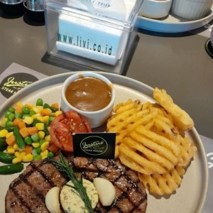 Gia đình ở Thủ Đức cần cô chăm bé 5 tháng tuổi, mẹ có hỗ trợ nên không áp lực