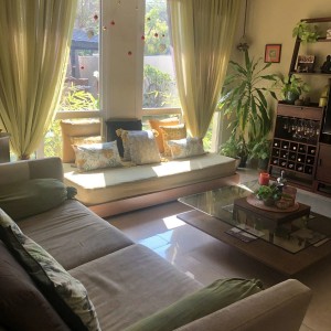 Nhà em ở ngay Dương Quảng Hàm, GVap - lương 10tr bao ăn ở