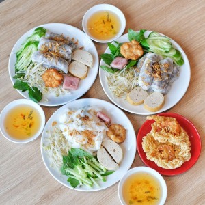 Cần gấp chị chăm bà Quận 8 lương 12 triệu ( bao ăn ở )