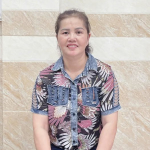 Chị Huyền 47 tuổi người Hà Nội là mẹ đơn thân , 2 con đã lớn có gia đình nhận giúp việc nhà – nấu ăn