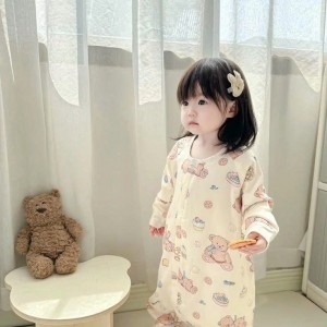 Cần cô chăm bé ở Hóc Môn, nhà 1 trệt 2 lầu - biết chăm ẵm bé sơ sinh. Lương 10tr