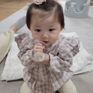 Tìm cô chăm bé ở quận 10 , Lương 13 triệu bao ăn ở