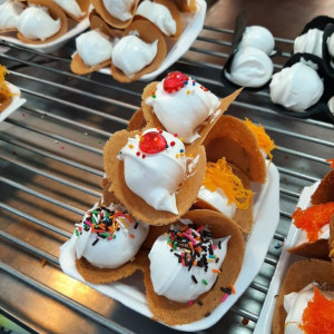 Tuyển Chị Chăm Bà Quận 3 Lương 13 triệu ( bao ăn ở )