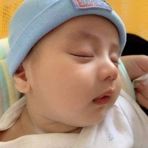 Cần cô chăm bé sơ sinh ( mẹ sắp sanh ), nhà ở Bình Thạnh - lương 10tr