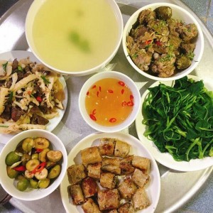 Cần cô chăm bà, ở gò vấp gần trung tâm thương mại