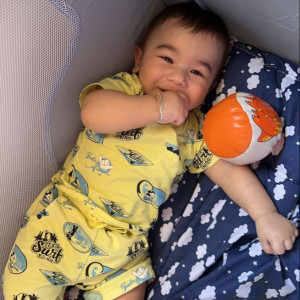 Cần người phụ giúp chăm bé khu Bình Thạnh - Lương 14 triệu ( bao ăn ở ).