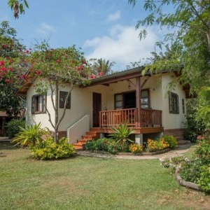 CẦN GẤP NGƯỜI LÀM Ở lÂM Đồng ĂN Ở LẠI