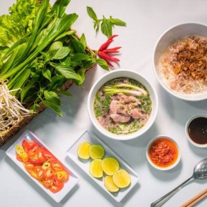 🍜 CẦN NGƯỜI PHỤ QUÁN HỦ TIẾU KHÔ GIA LAI– QUẬN 5 🍜