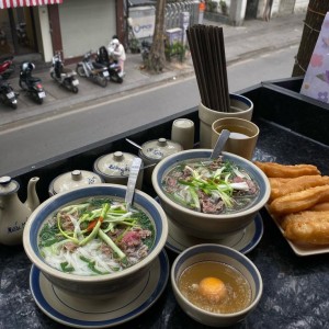 Quán phở ở Bình Thạnh đang cần thêm nam phụ quán.